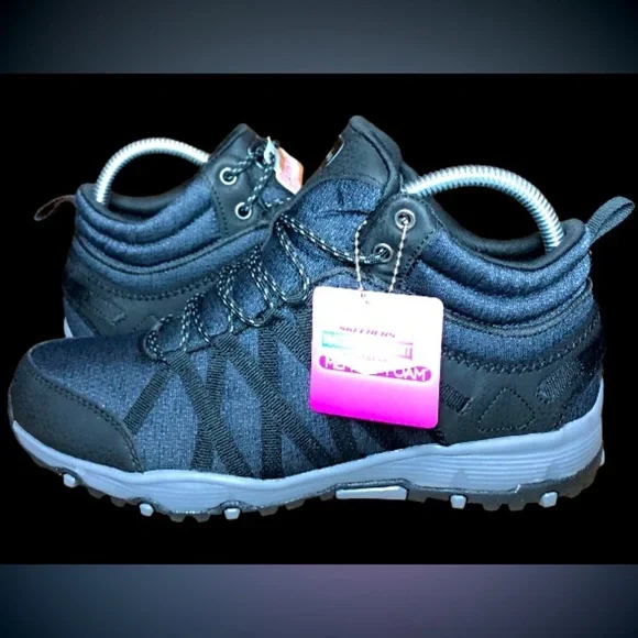 SKECHERS BOOTS Seager Hiker lace up boots in black . NEW WITH TAGS - Picture 3 of 12